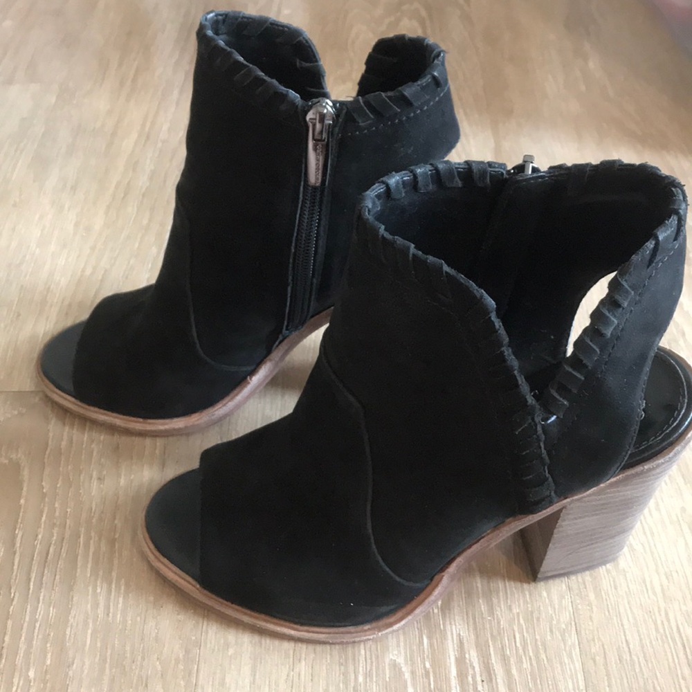 Vince Camuto - Peep toe black suede booties